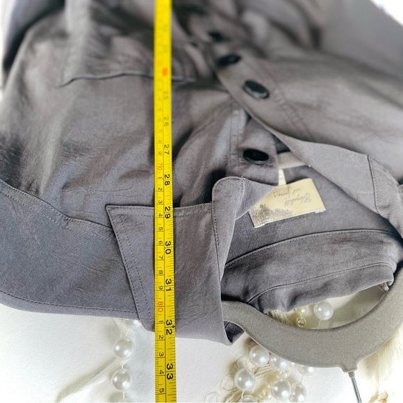 ELIZABETH & JAMES | S | Charcoal Light Silky Button-Down Shorts Jumper Romper - Picture 5 of 12